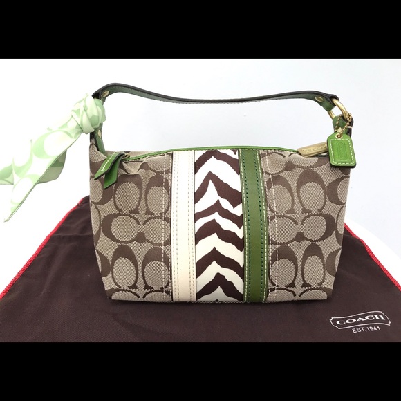 COACH Mini💚NWOT, Adorable & So Cute - Picture 2 of 9